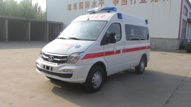 醫(yī)療車與應急醫(yī)療車 移動生命的守護者